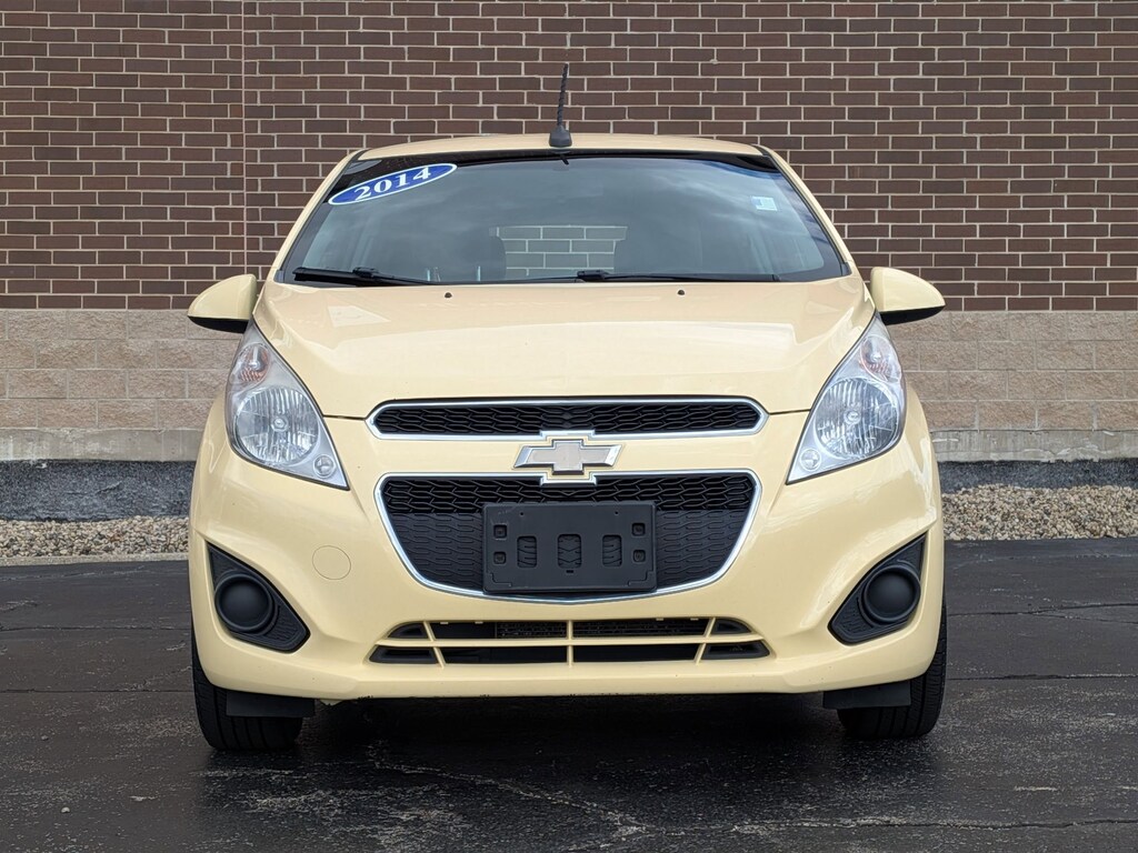 Used 2014 Chevrolet Spark 1LT Auto Hatchback