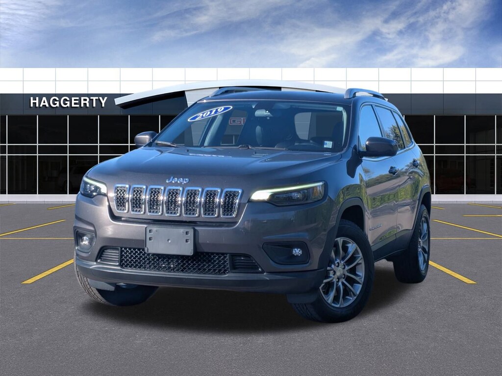 Used 2019 Jeep Cherokee Latitude Plus 4x4 SUV