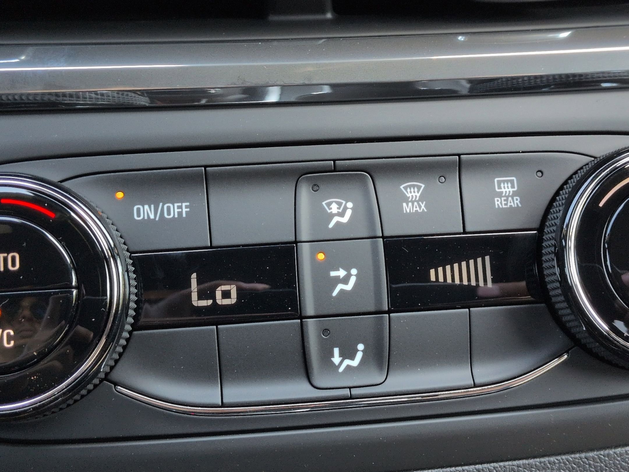 2026 Buick Envista Preferred - Photo 19