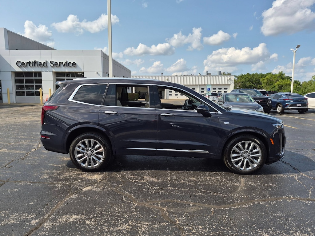 Used 2024 CADILLAC XT6 Premium Luxury SUV