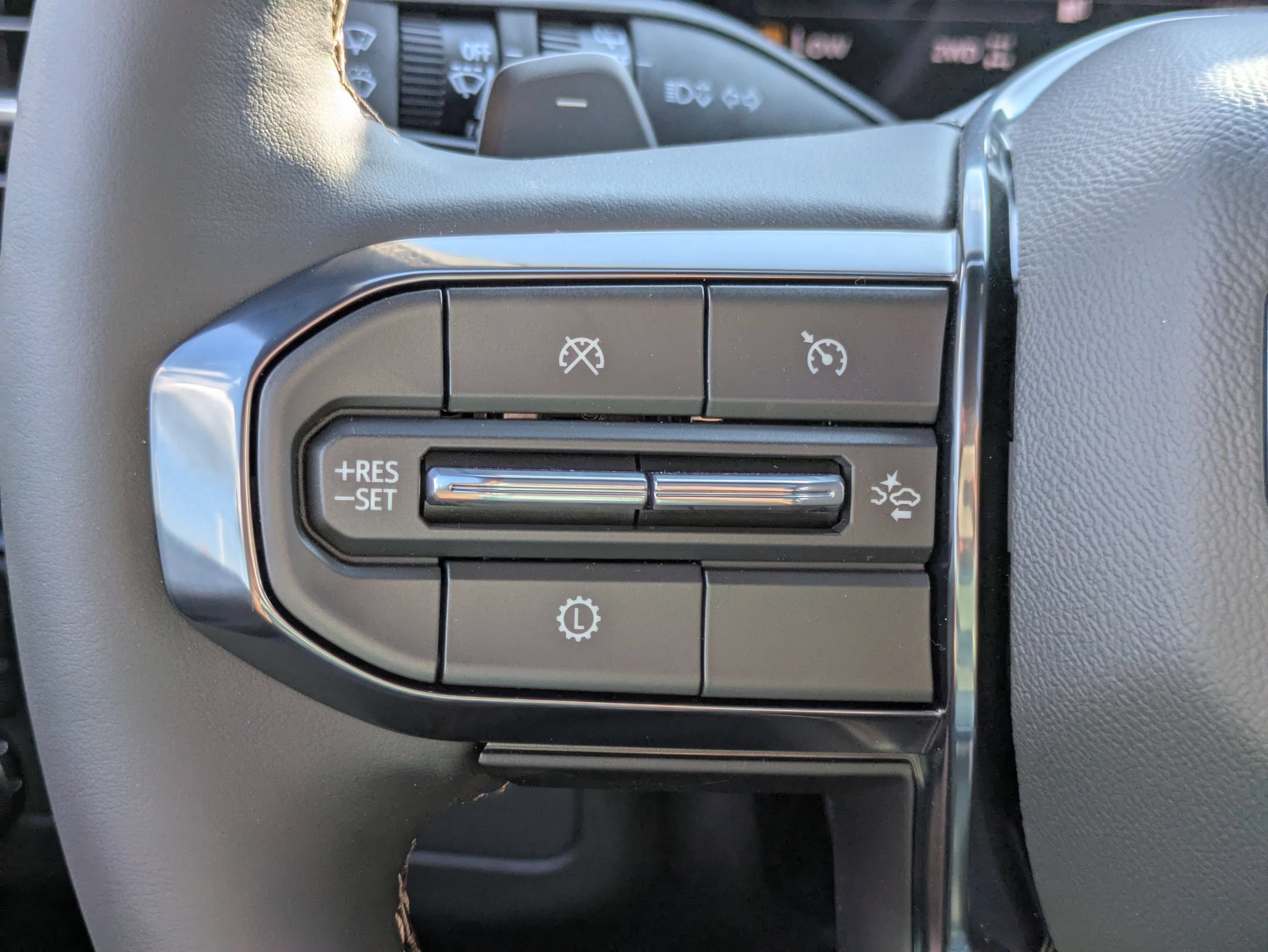 2026 GMC Yukon XL AT4 - Photo 15