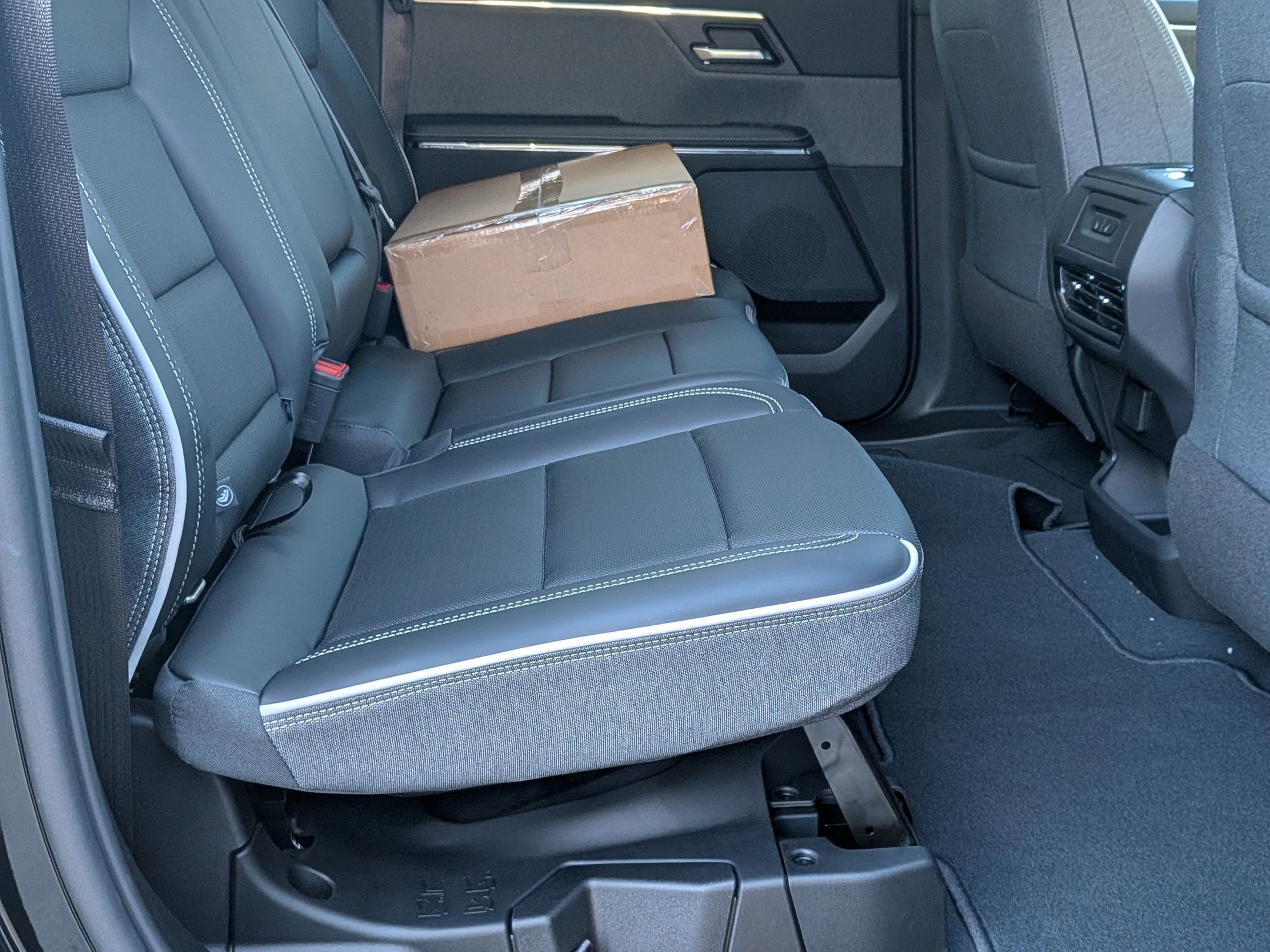 2026 GMC Sierra EV Elevation - Photo 24