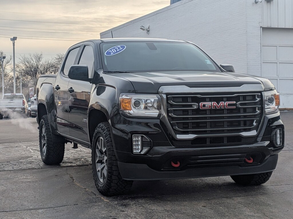 Used 2022 GMC Canyon AT4 w/Leather Truck Crew Cab