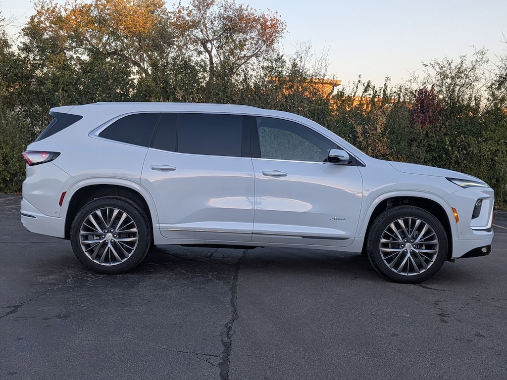 New 2026 Buick Enclave Avenir SUV