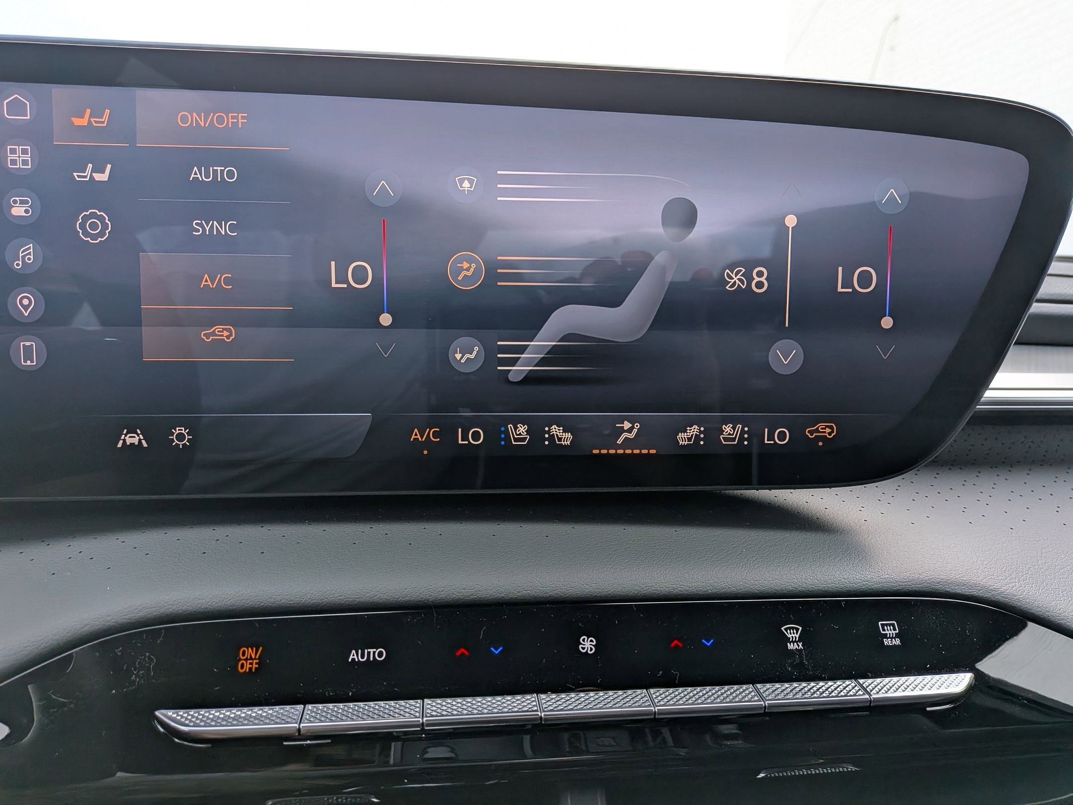 2026 Buick Enclave Avenir - Photo 22