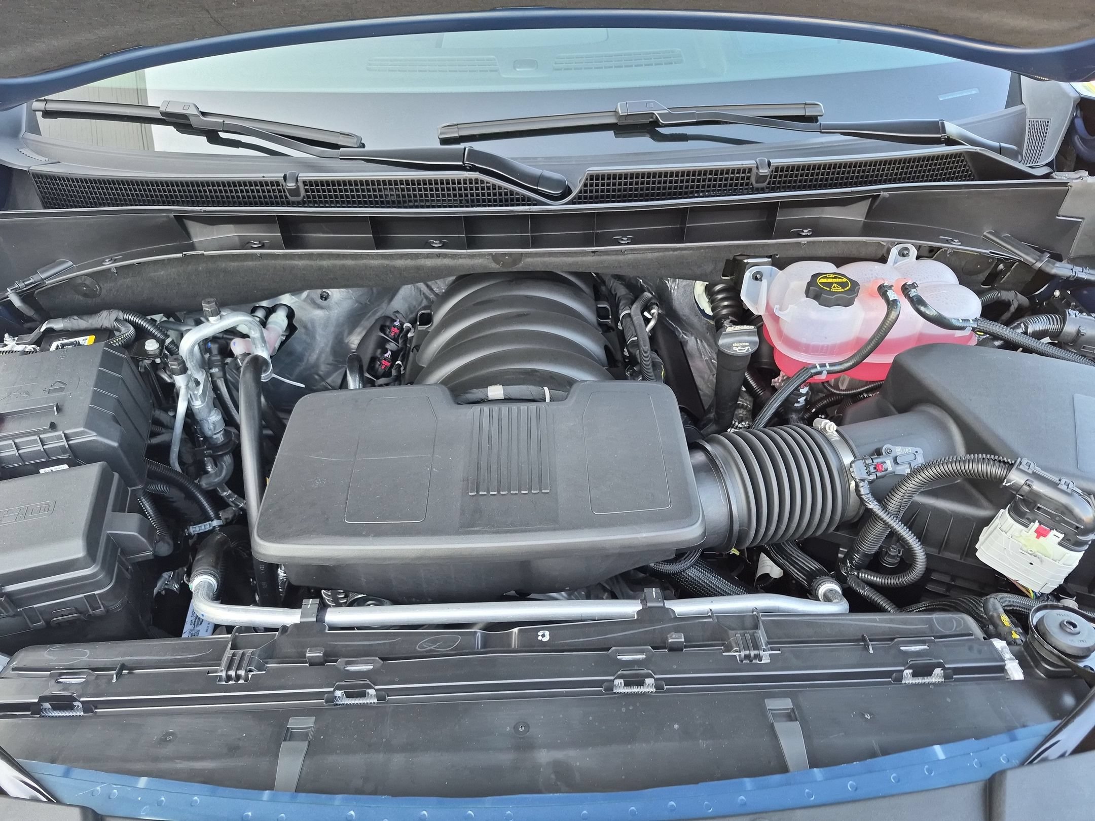 2026 GMC Yukon XL Denali - Photo 33