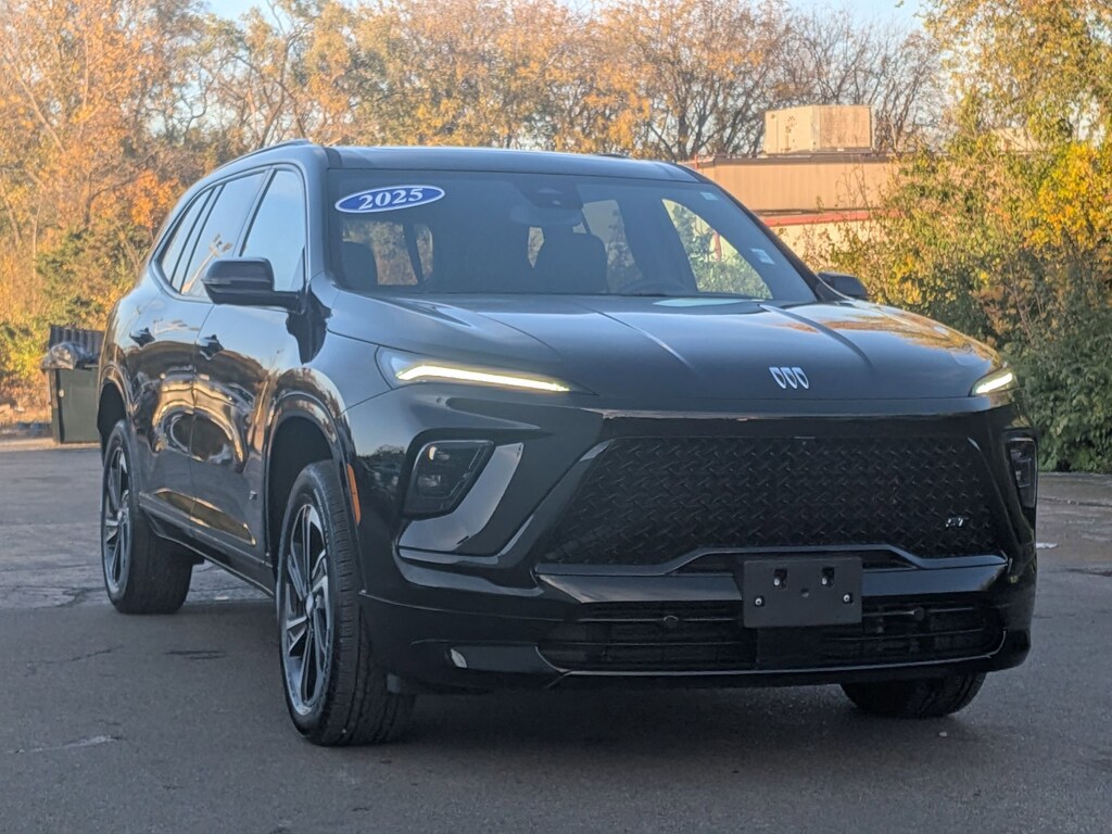 Used 2025 Buick Enclave Sport Touring SUV