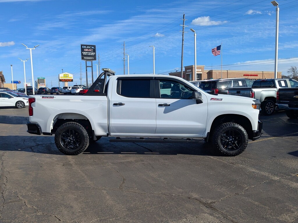 Used 2021 Chevrolet Silverado 1500 Custom Trail Boss Truck Crew Cab