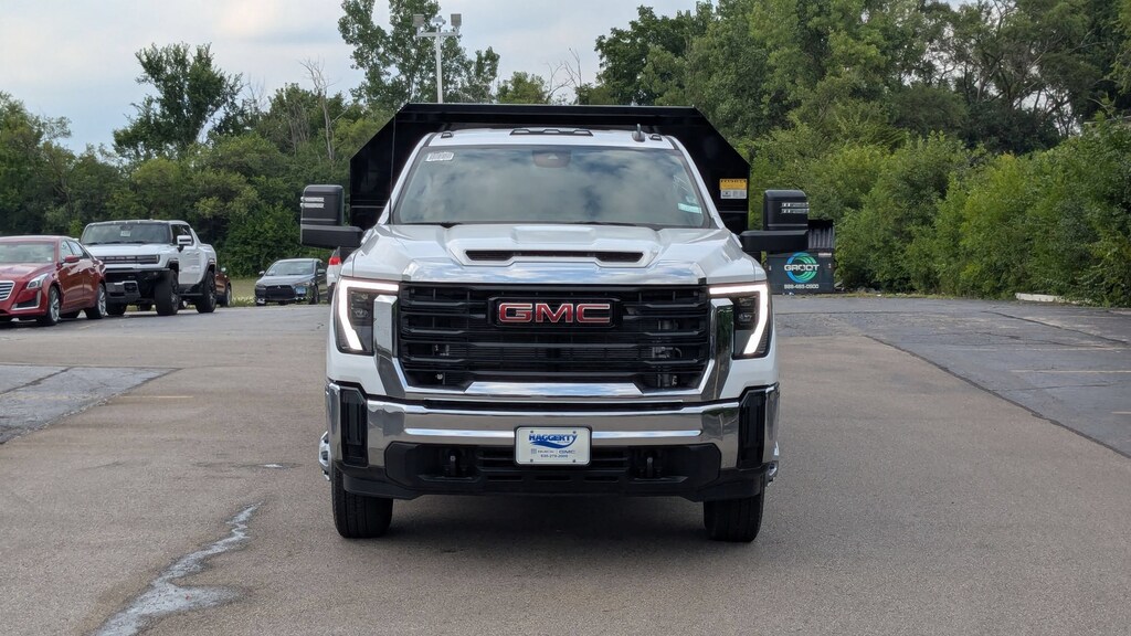 New 2025 GMC Sierra 3500 HD Chassis Cab Pro Truck Regular Cab
