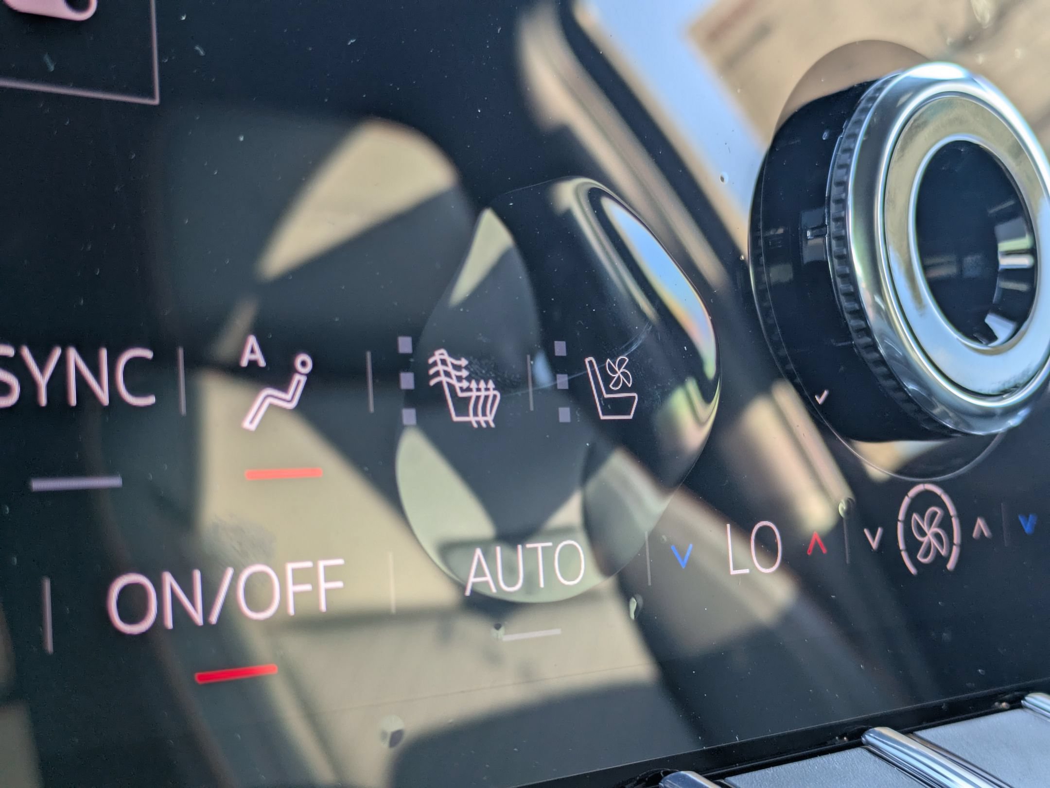 2026 GMC Yukon XL AT4 - Photo 23