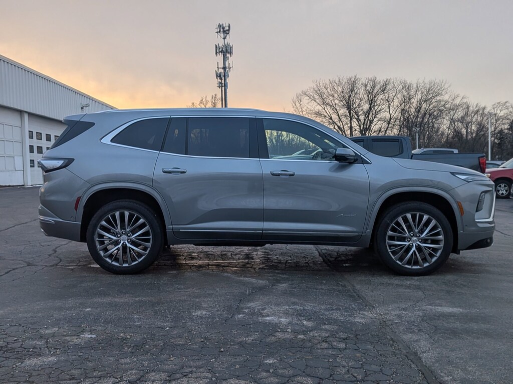 New 2026 Buick Enclave Avenir SUV