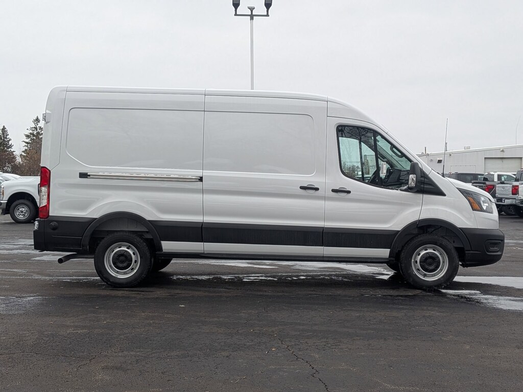 New 2025 Ford Transit T-250 148 Med Rf 9070 GVWR RWD T-250 148 Med Rf 9070 GVWR RWD