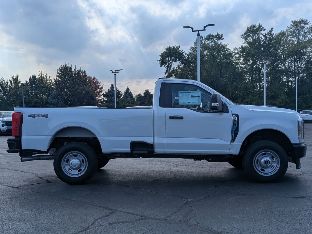 New 2026 Ford Super Duty F-350 SRW XL 4WD Reg Cab 8 Box XL 4WD Reg Cab 8 Box