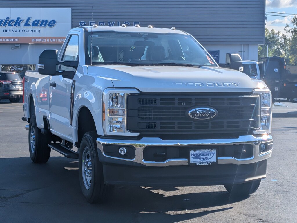 New 2026 Ford Super Duty F-250 SRW XL 4WD Reg Cab 8 Box XL 4WD Reg Cab 8 Box