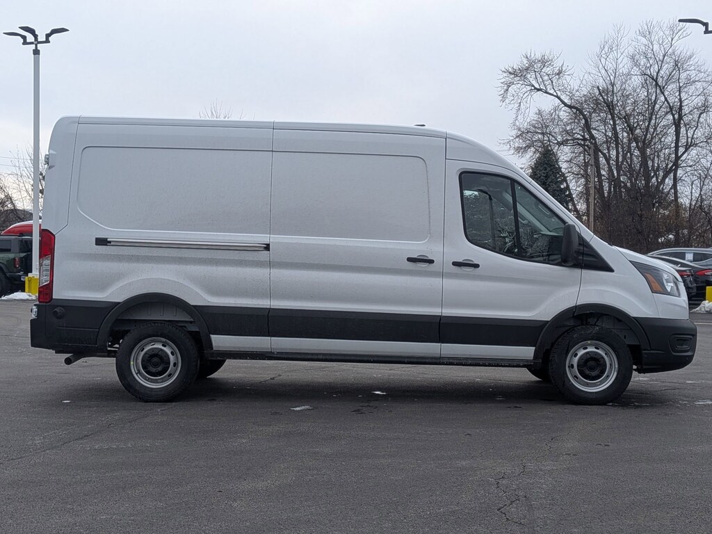 New 2026 Ford Transit T-250 148 Med Rf 9150 GVWR RWD T-250 148 Med Rf 9150 GVWR RWD