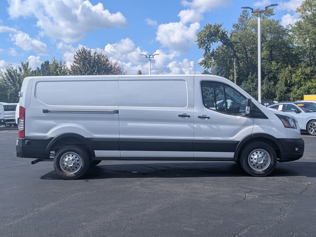 New 2024 Ford Transit T-350 148 Low Rf 9950 GVWR RWD T-350 148 Low Rf 9950 GVWR RWD