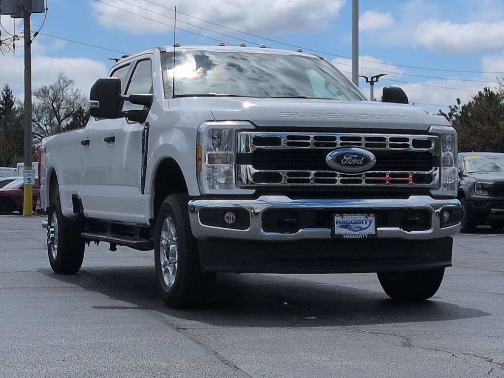 New 2026 Ford Super Duty F-250 SRW XLT 4WD Crew Cab 8 Box
