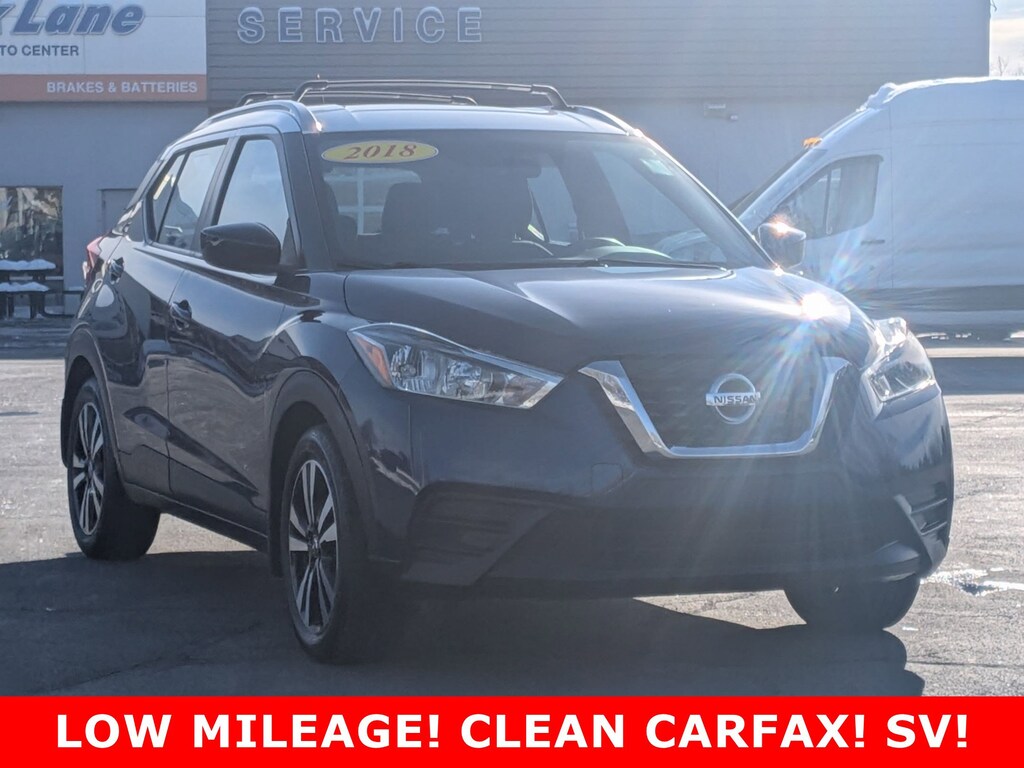 Used 2018 Nissan Kicks SV FWD SV FWD