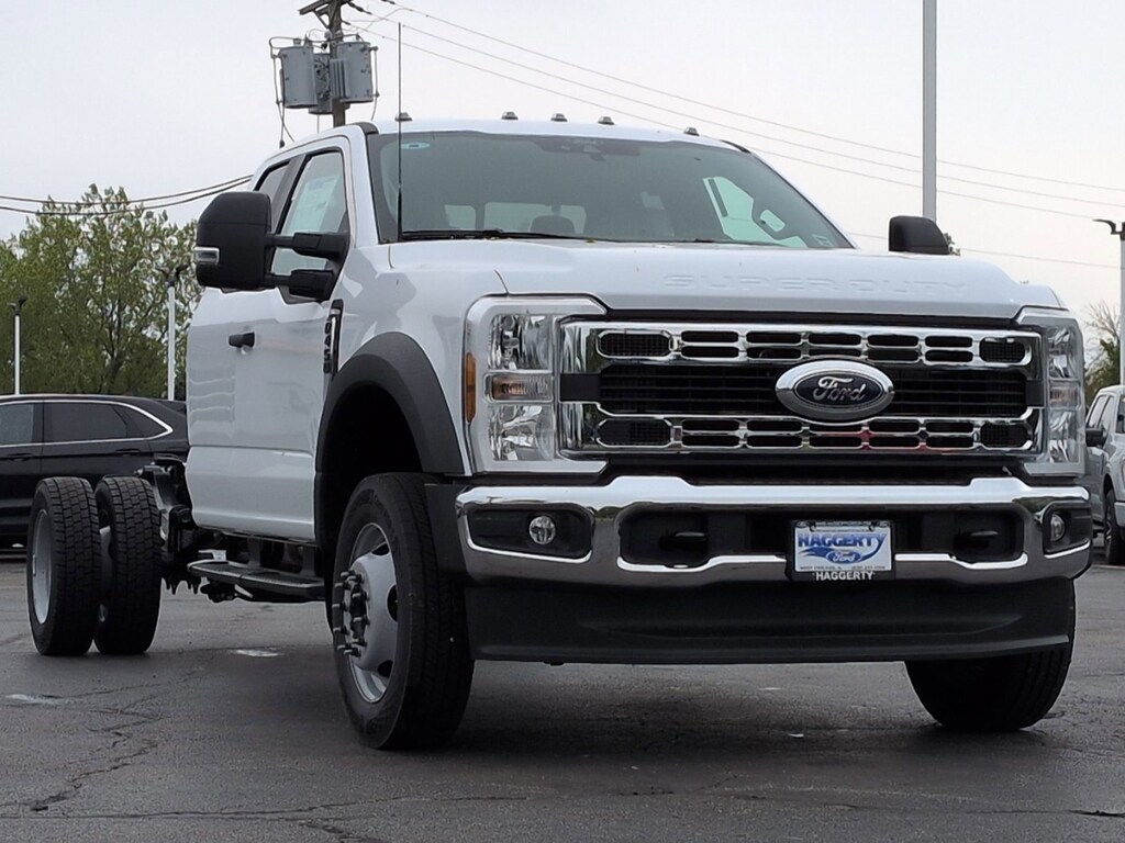 New 2026 Ford Super Duty F-450 DRW XL 4WD SuperCab 192 WB 84 CA
