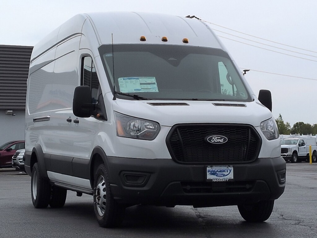 New 2026 Ford Transit T-350 HD 148 EL Hi Rf 9950 GVWR DRW RWD T-350 HD 148 EL Hi Rf 9950 GVWR DRW RWD