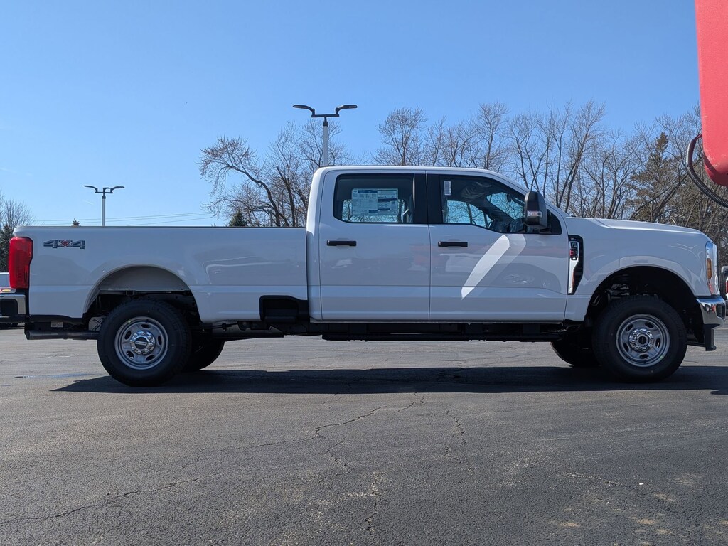 New 2026 Ford Super Duty F-250 SRW XL 4WD Crew Cab 8 Box
