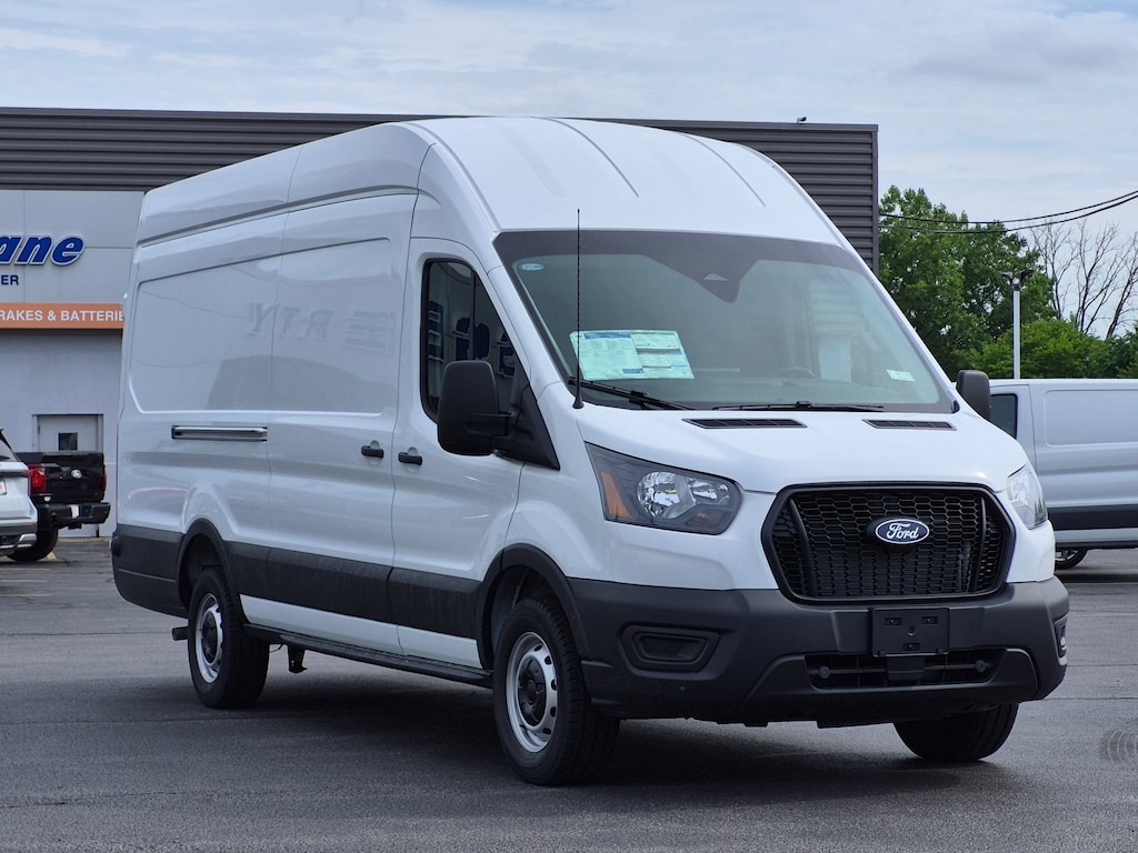 New 2026 Ford Transit T-350 148 EL Hi Rf 9500 GVWR RWD T-350 148 EL Hi Rf 9500 GVWR RWD