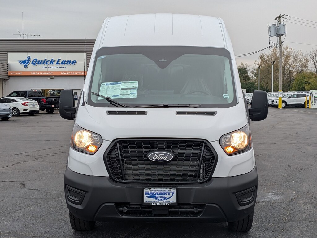 New 2026 Ford Transit T-350 148 EL Hi Rf 9500 GVWR RWD T-350 148 EL Hi Rf 9500 GVWR RWD