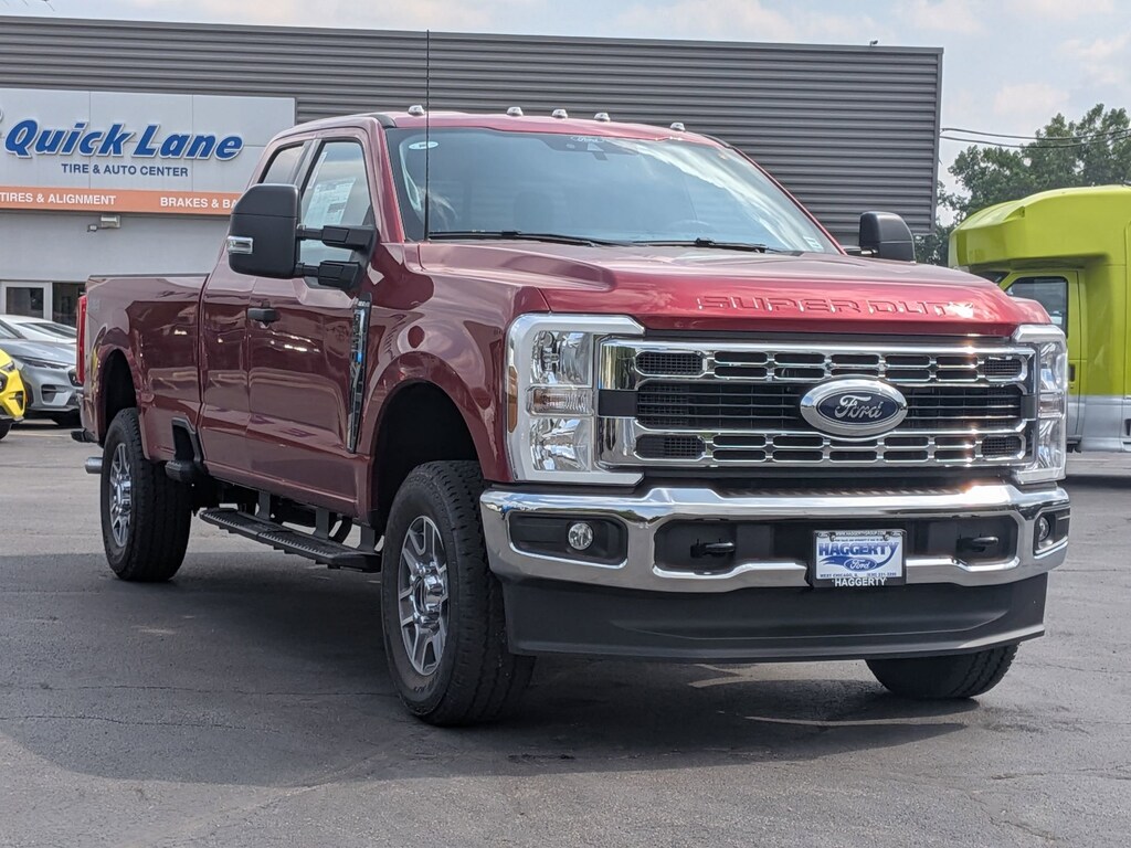 New 2025 Ford Super Duty F-250 SRW XLT 4WD SuperCab 8 Box XLT 4WD SuperCab 8 Box