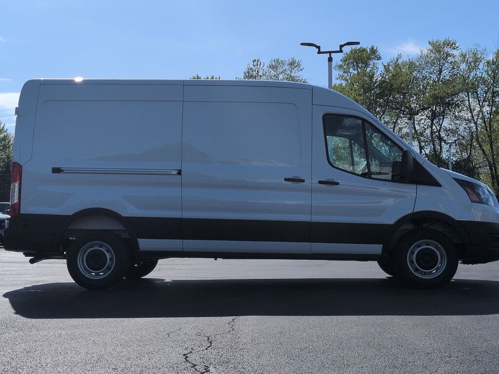 New 2026 Ford Transit T-250 148 Med Rf 9150 GVWR RWD