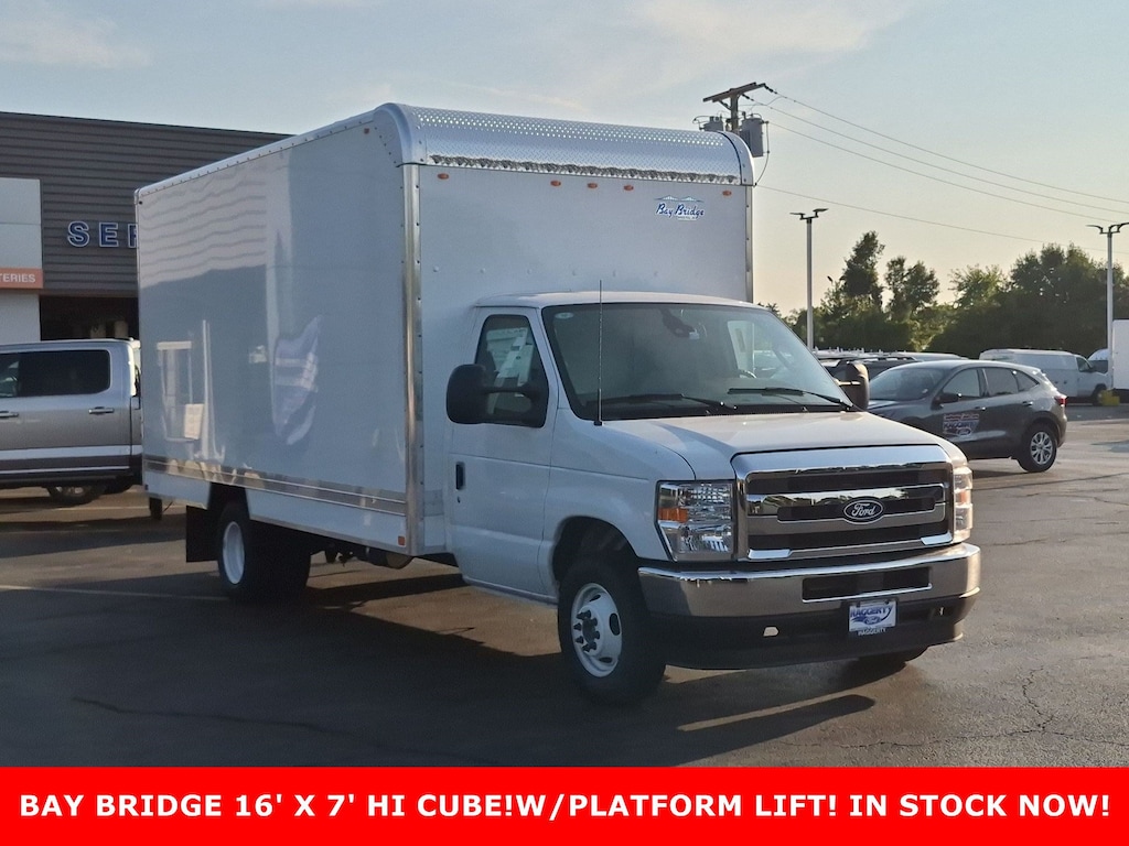 New 2027 Ford E-350 DRW 176 WB