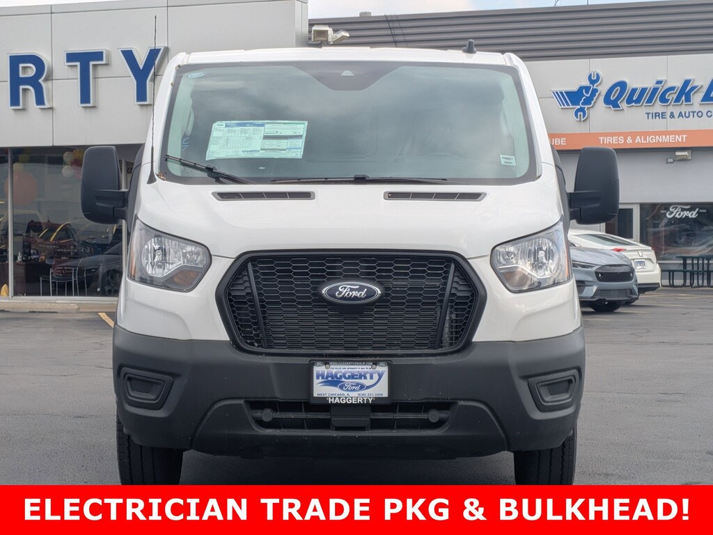 New 2025 Ford Transit T-250 148 Low Rf 9070 GVWR RWD T-250 148 Low Rf 9070 GVWR RWD