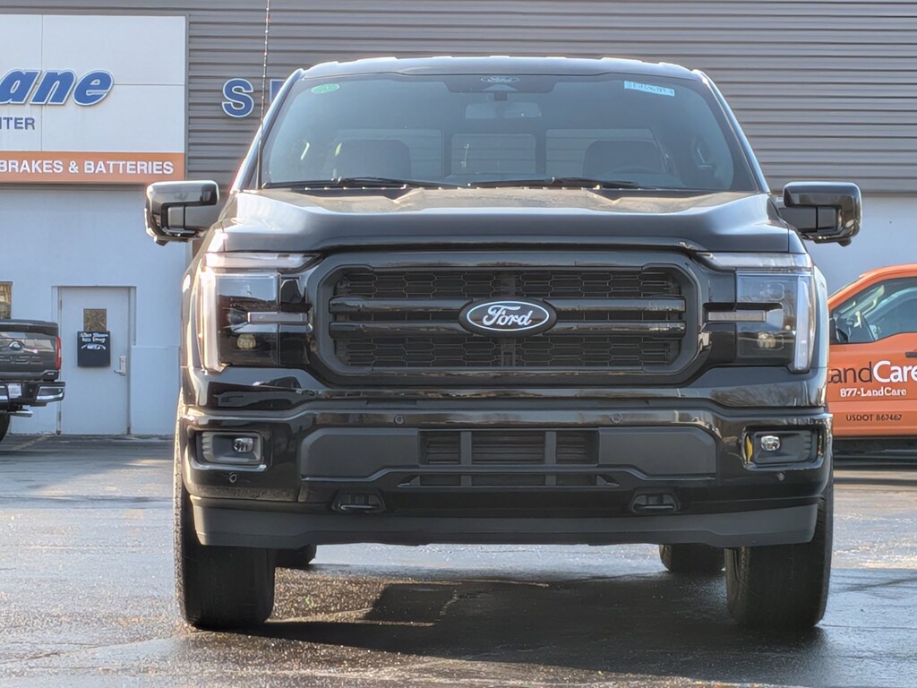 New 2025 Ford F-150 LARIAT 4WD SuperCrew 5.5 Box LARIAT 4WD SuperCrew 5.5 Box