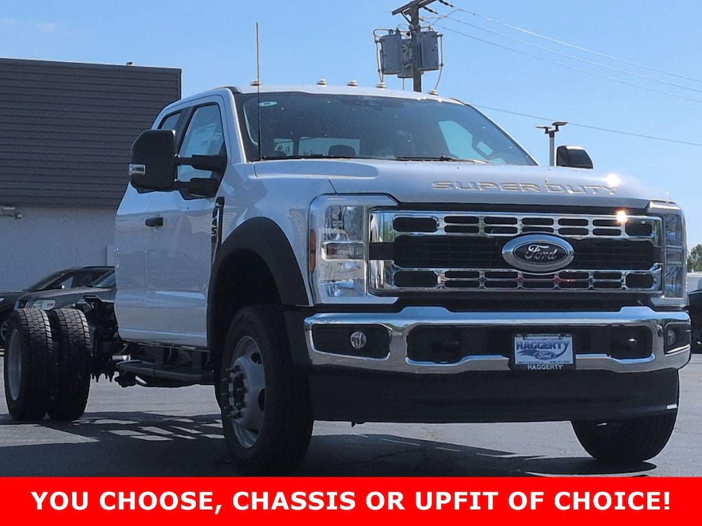 New 2026 Ford Super Duty F-450 DRW XL 4WD SuperCab 192 WB 84 CA
