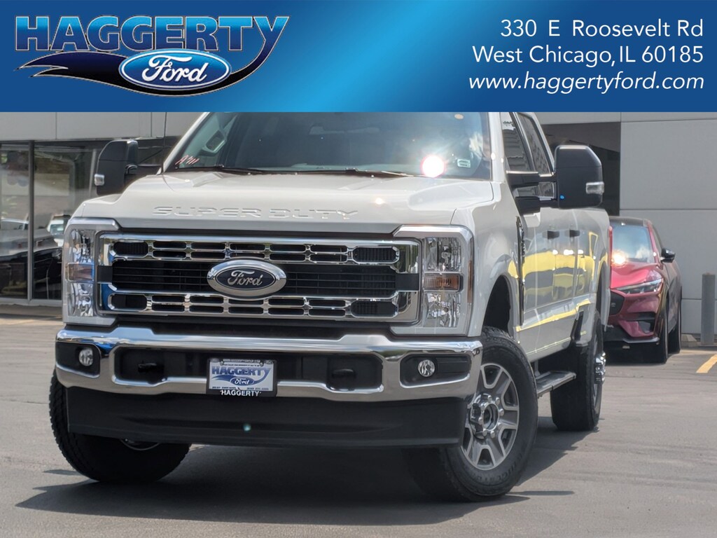 New 2025 Ford Super Duty F-250 SRW XLT 4WD Crew Cab 8 Box XLT 4WD Crew Cab 8 Box