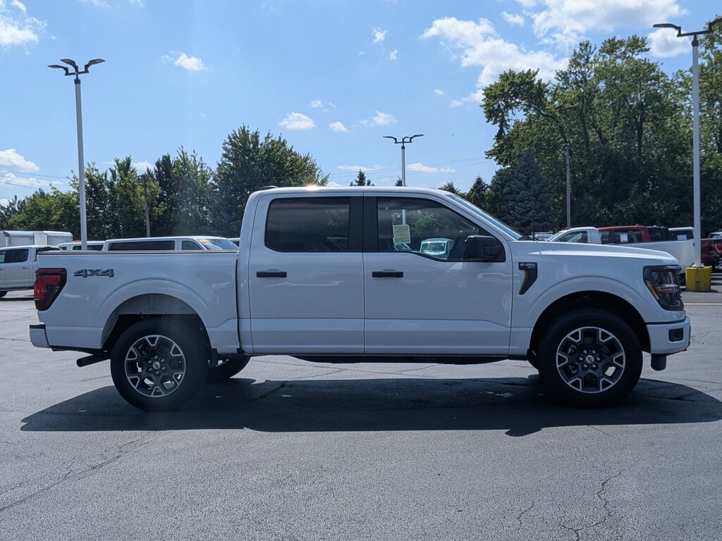 New 2025 Ford F-150 STX 4WD SuperCrew 5.5 Box STX 4WD SuperCrew 5.5 Box