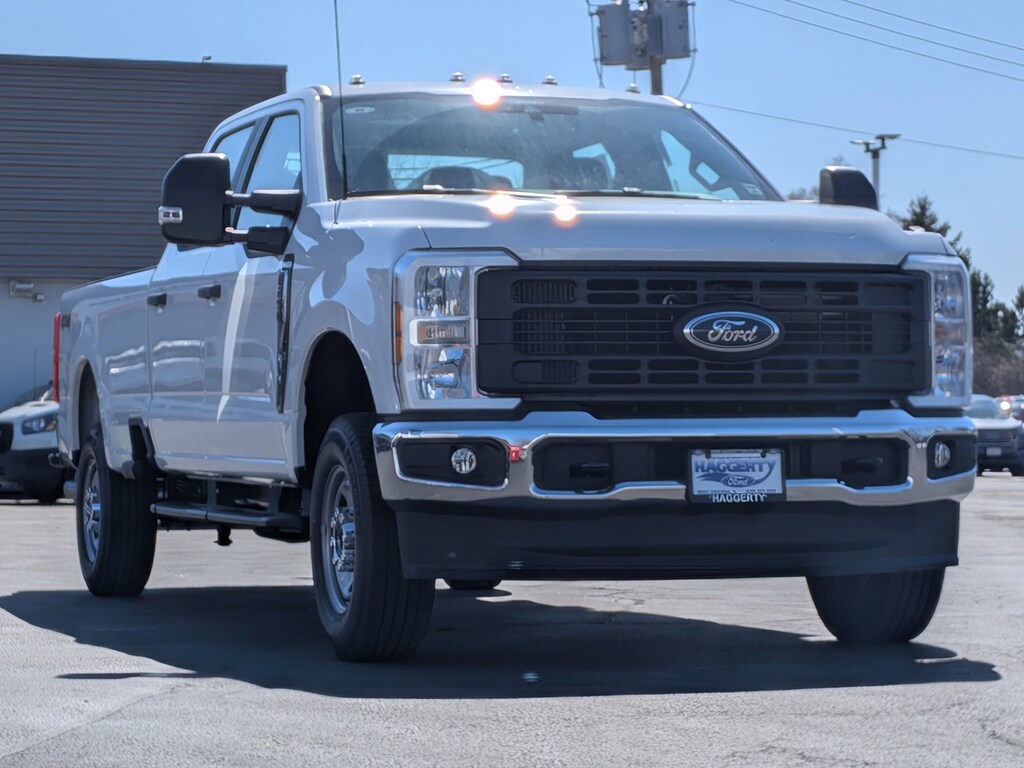 New 2026 Ford Super Duty F-250 SRW XL 4WD Crew Cab 8 Box