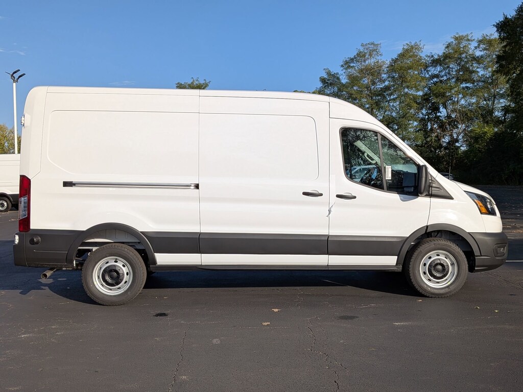 New 2026 Ford Transit T-250 148 Med Rf 9150 GVWR RWD