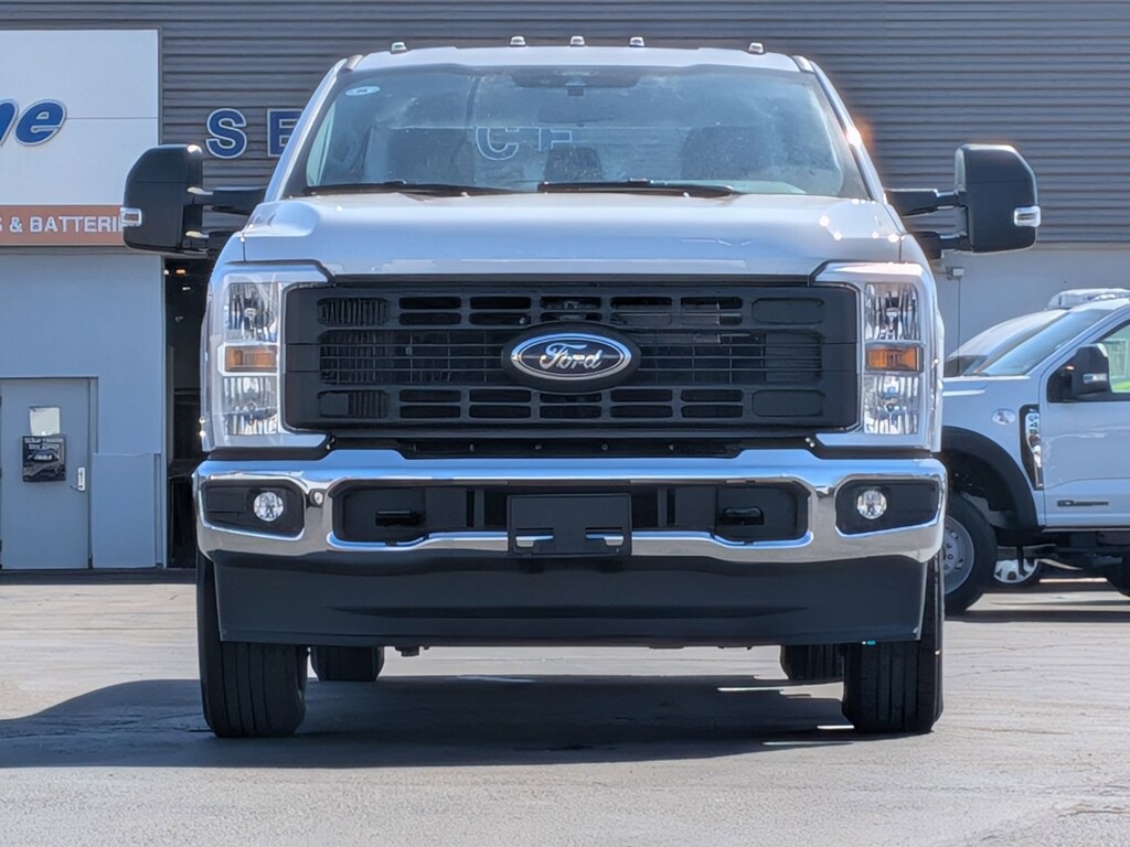 New 2026 Ford Super Duty F-250 SRW XL 4WD Crew Cab 8 Box
