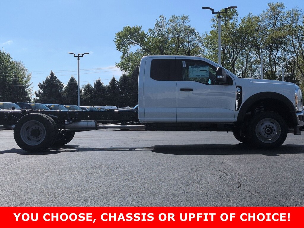 New 2026 Ford Super Duty F-450 DRW XL 4WD SuperCab 192 WB 84 CA