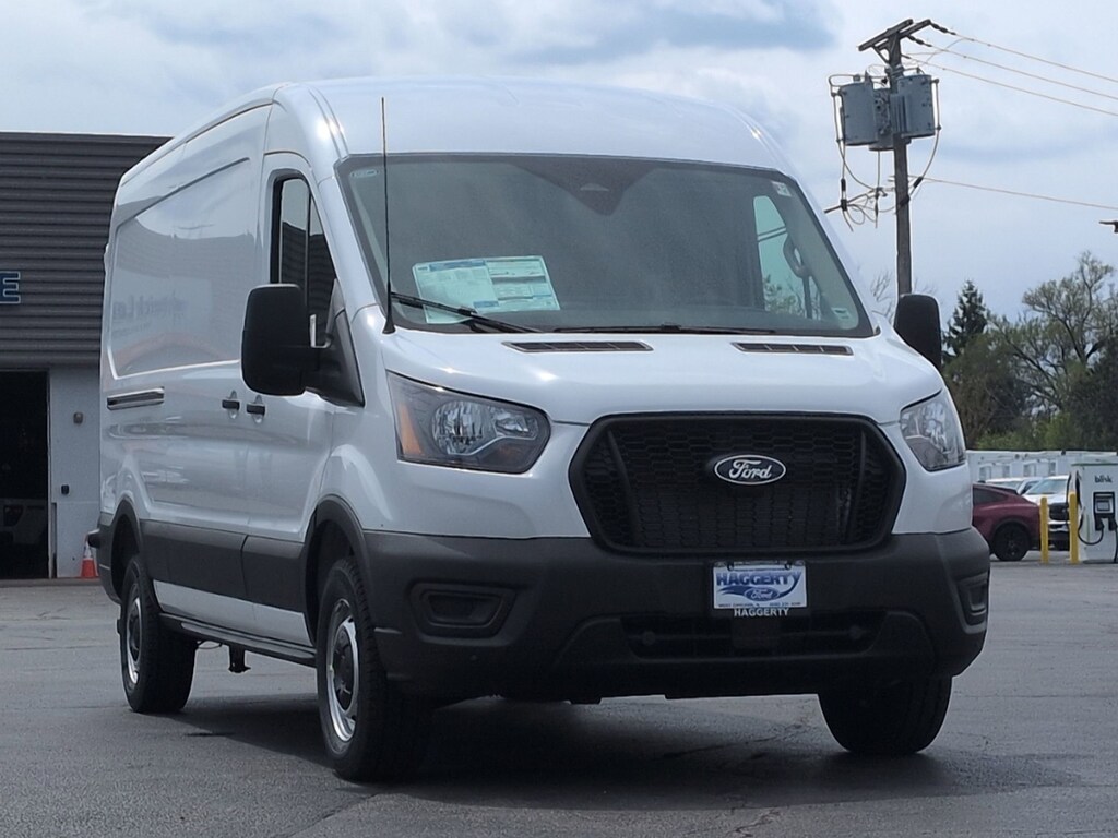 New 2026 Ford Transit T-250 148 Med Rf 9150 GVWR RWD T-250 148 Med Rf 9150 GVWR RWD