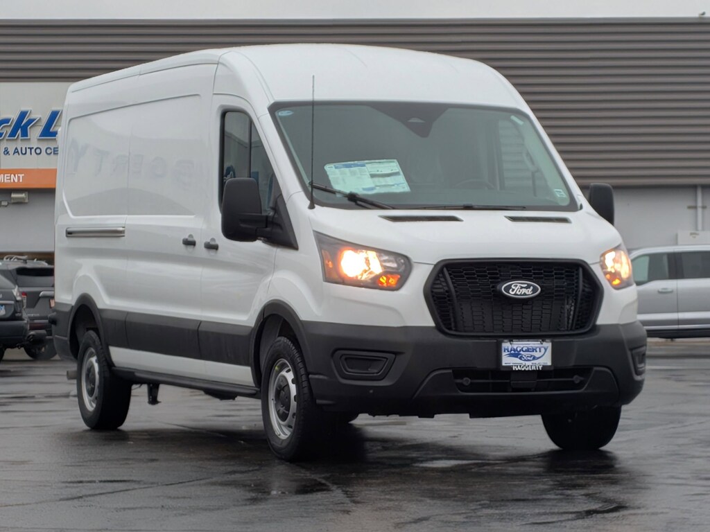 New 2026 Ford Transit T-250 148 Med Rf 9150 GVWR RWD T-250 148 Med Rf 9150 GVWR RWD
