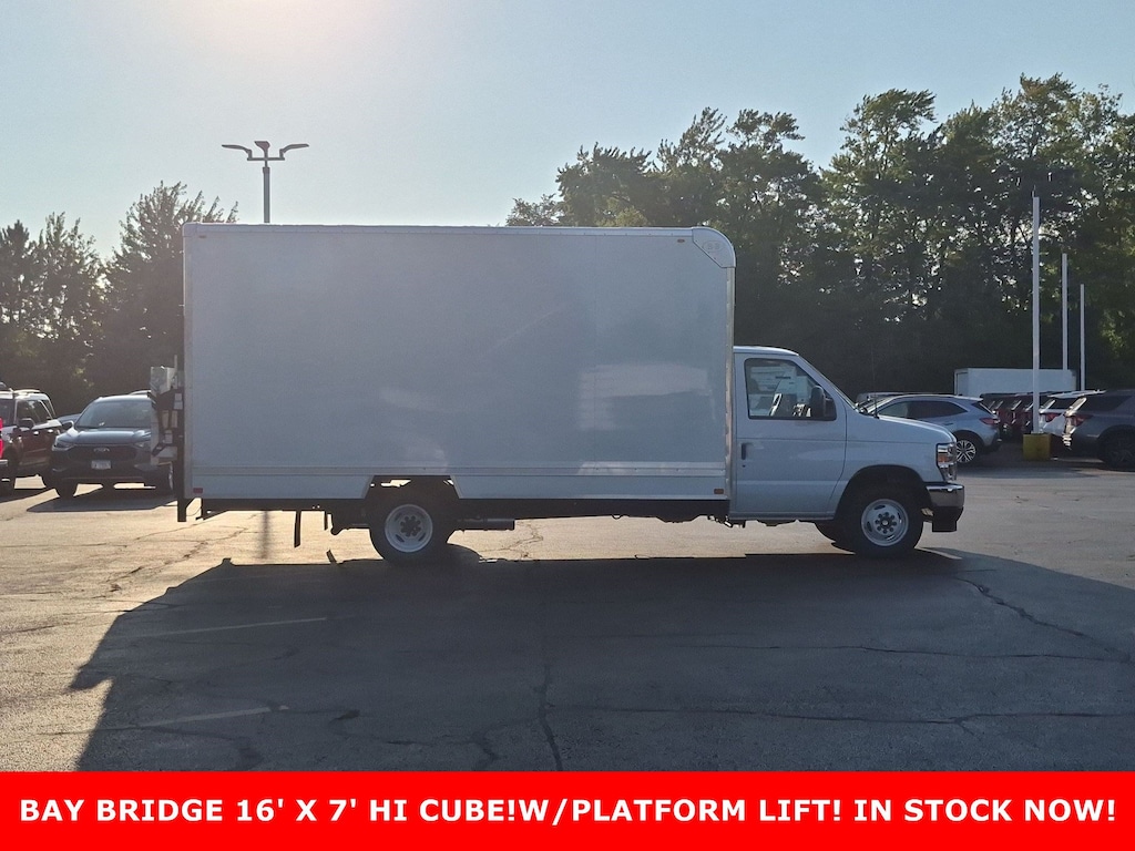 New 2027 Ford E-350 DRW 176 WB