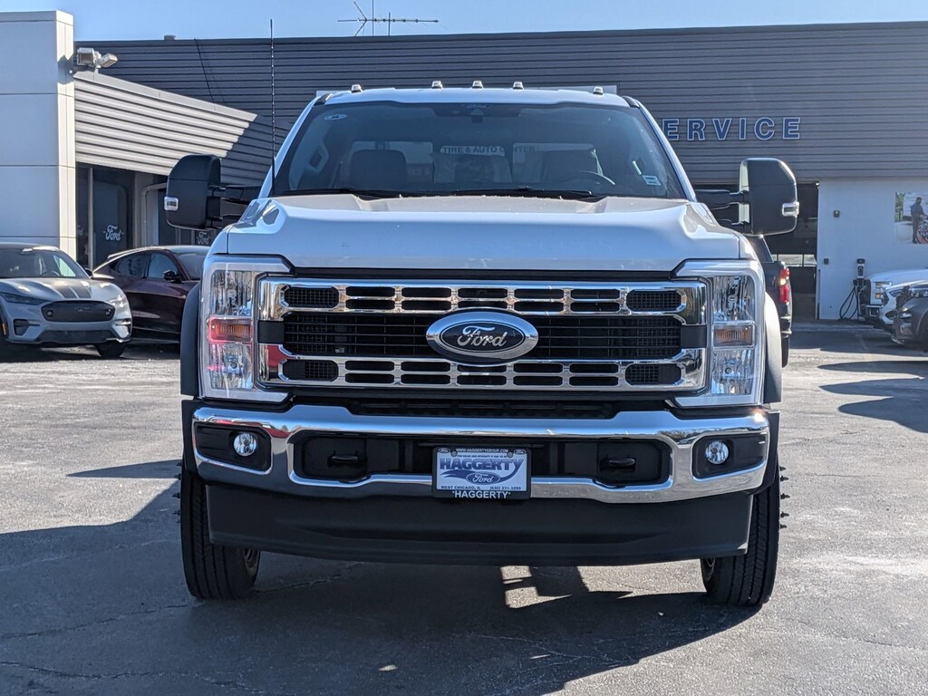 New 2026 Ford Super Duty F-450 DRW XL 4WD SuperCab 192 WB 84 CA