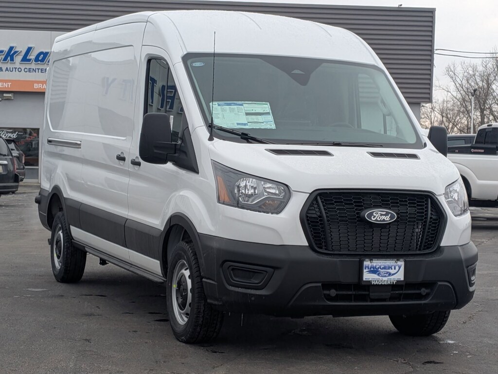 New 2026 Ford Transit T-250 148 Med Rf 9150 GVWR RWD T-250 148 Med Rf 9150 GVWR RWD