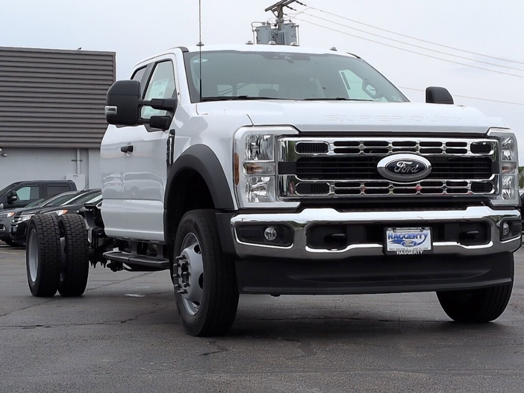 New 2026 Ford Super Duty F-450 DRW XL 4WD SuperCab 192 WB 84 CA