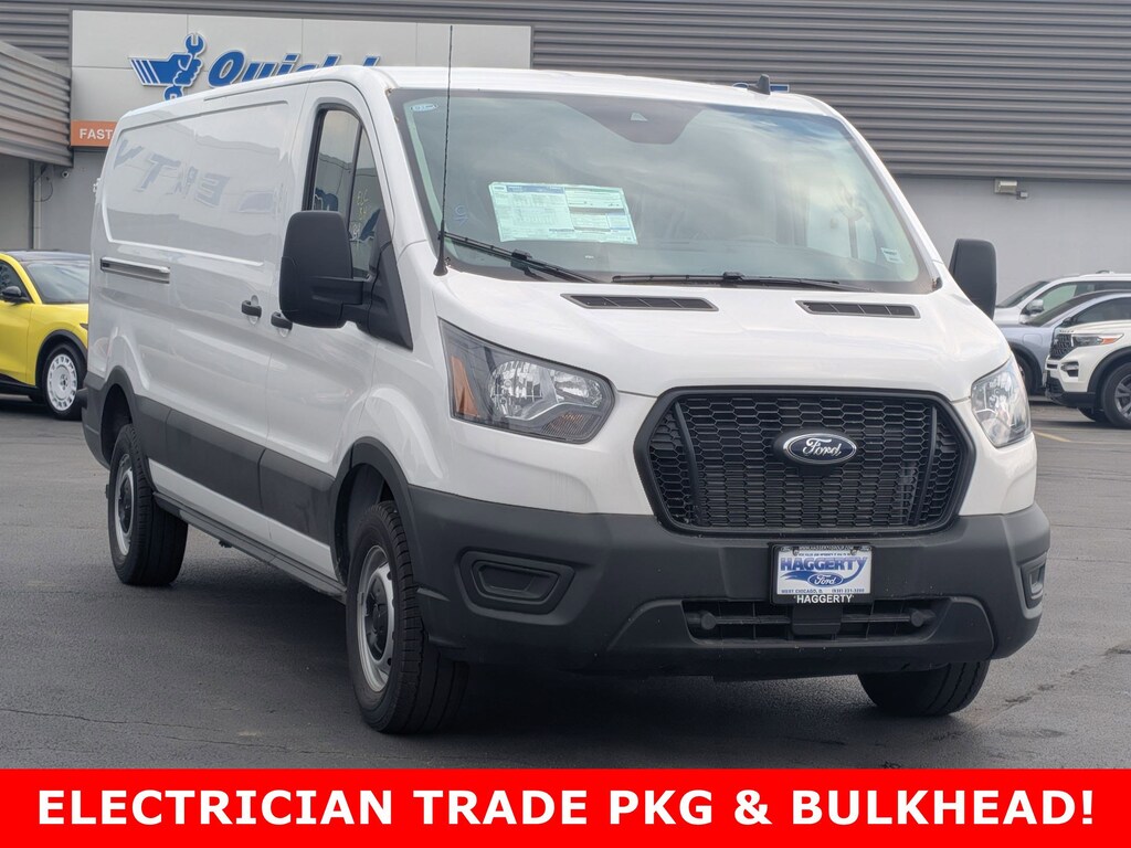 New 2025 Ford Transit T-250 148 Low Rf 9070 GVWR RWD T-250 148 Low Rf 9070 GVWR RWD