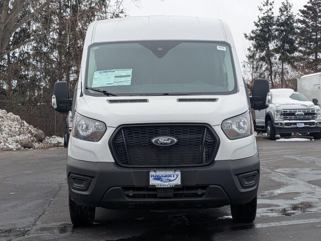 New 2025 Ford Transit T-250 148 Med Rf 9070 GVWR RWD T-250 148 Med Rf 9070 GVWR RWD