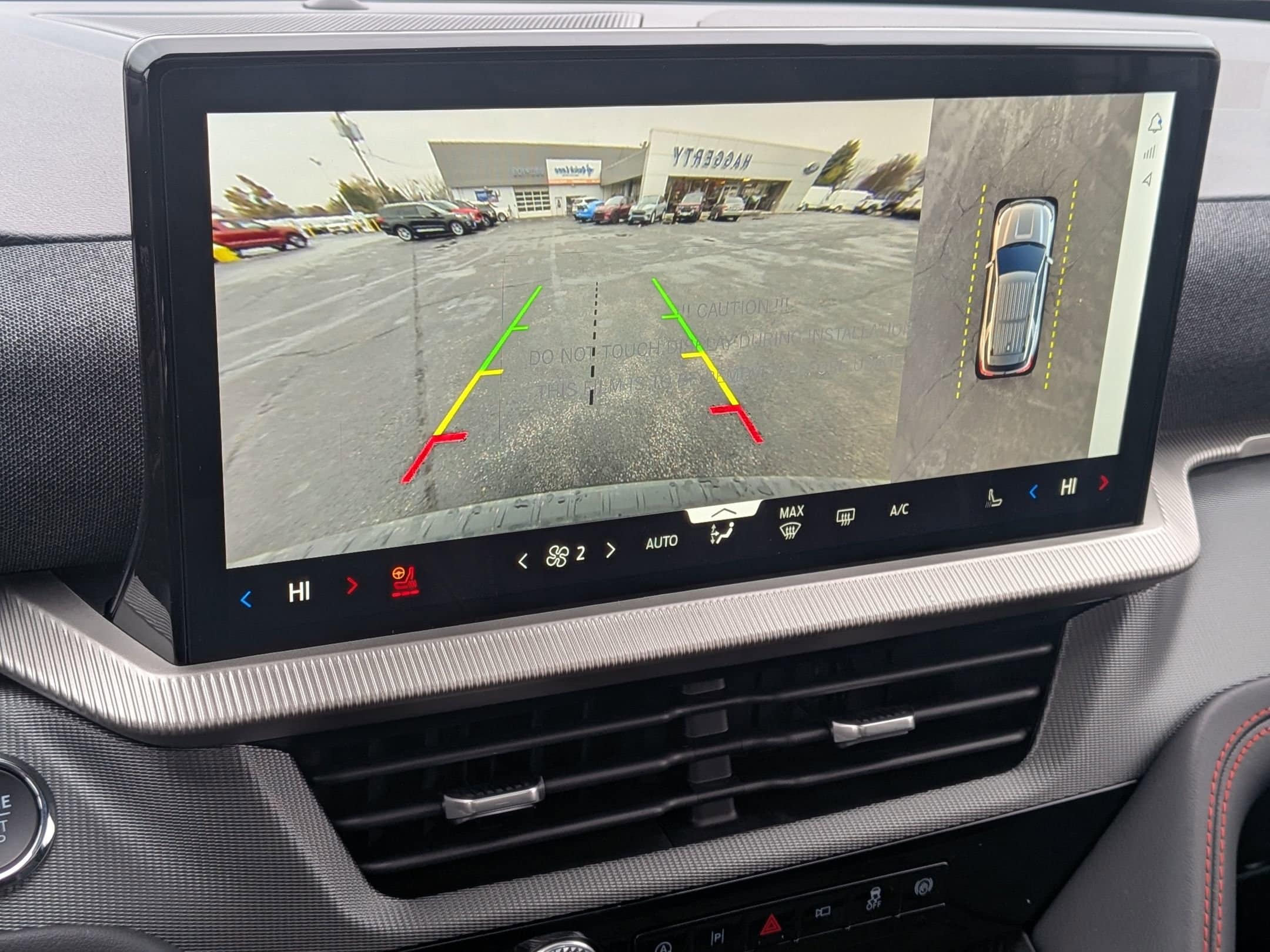 2025 FORD EXPLORER - Image 19