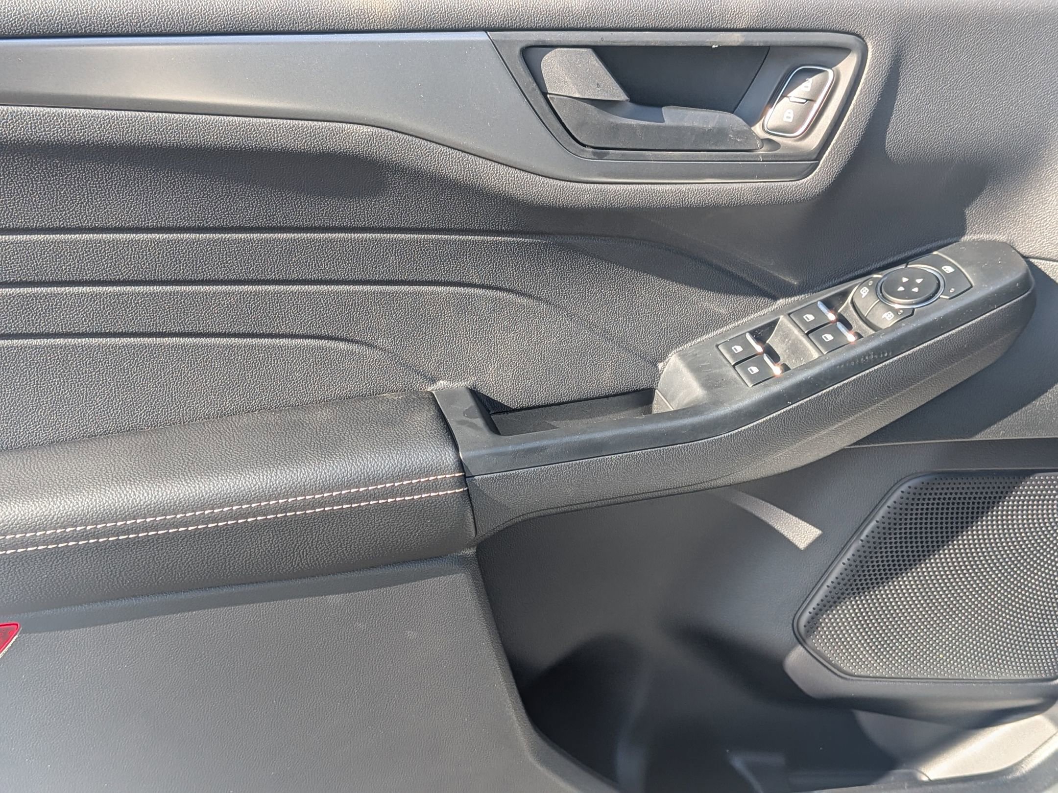 2026 FORD ESCAPE - Image 12