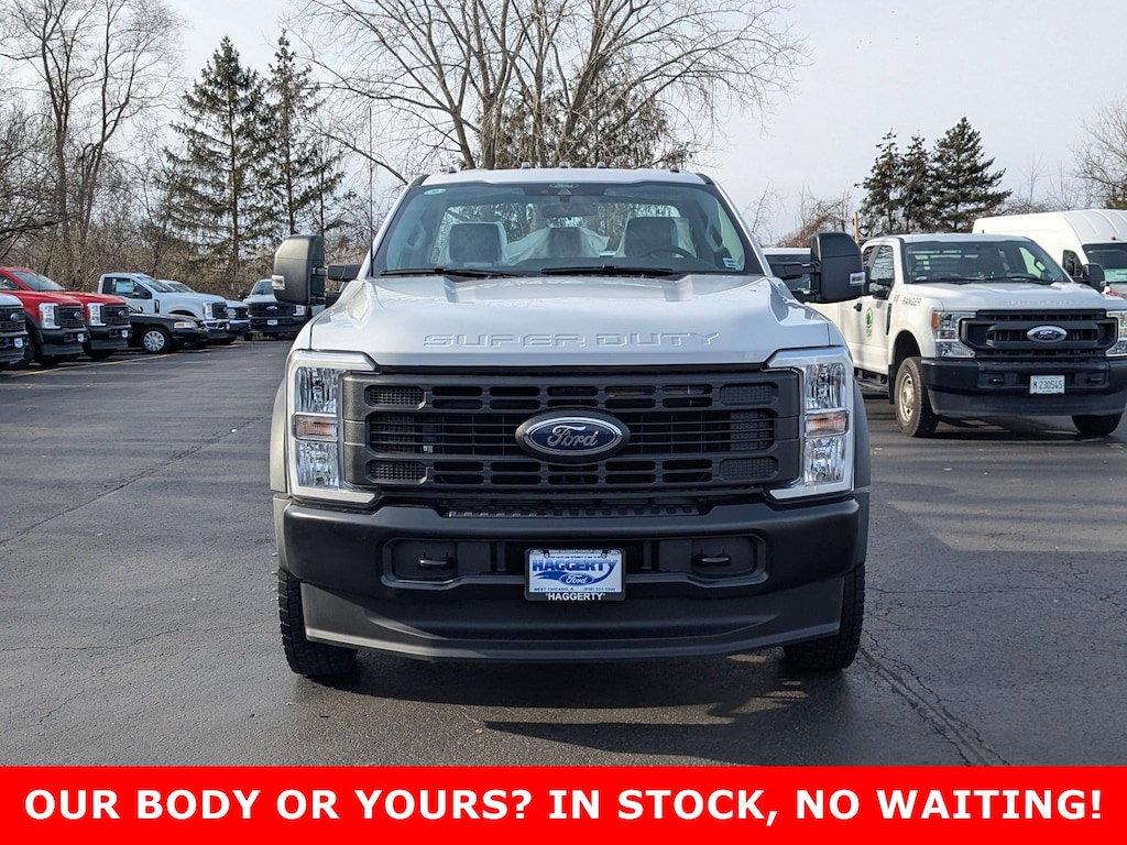 New 2024 Ford Super Duty F-450 DRW XL 4WD Reg Cab 169 WB 84 CA F450 4X4 CHASSIS CAB DRW/169